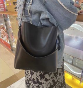classic womens leather goods
